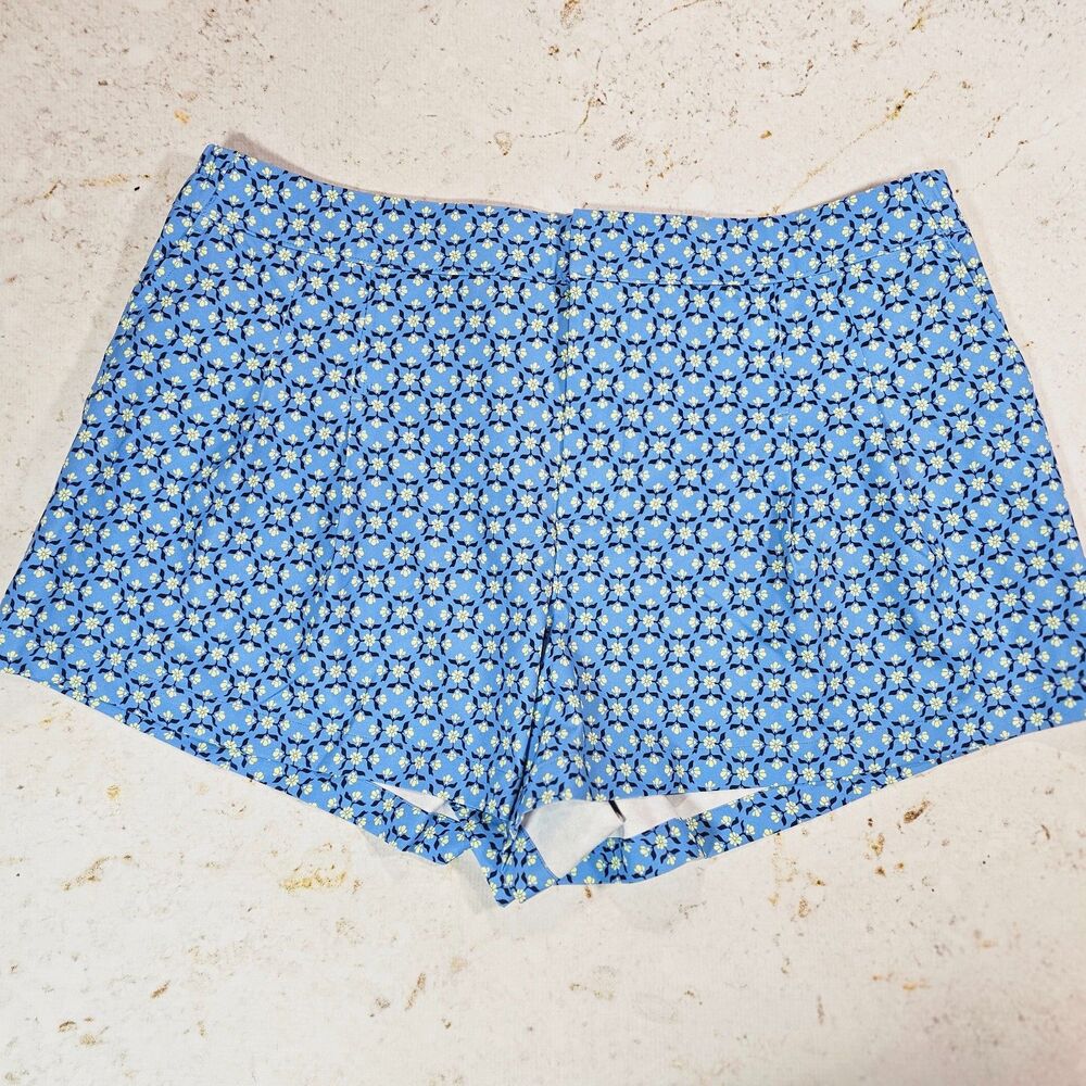 NWT All In Motion Women's XXL Blue Floral Athletic Golf Shorts Pockets Stretch